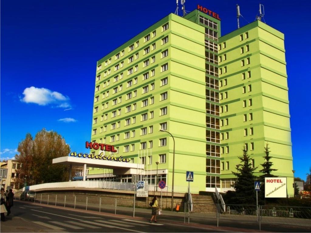 Hotel Accademia Ostrowiec Świętokrzyski 외부 사진